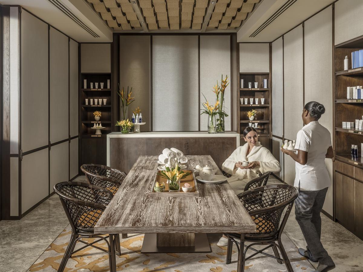 Shangri-la Hotel